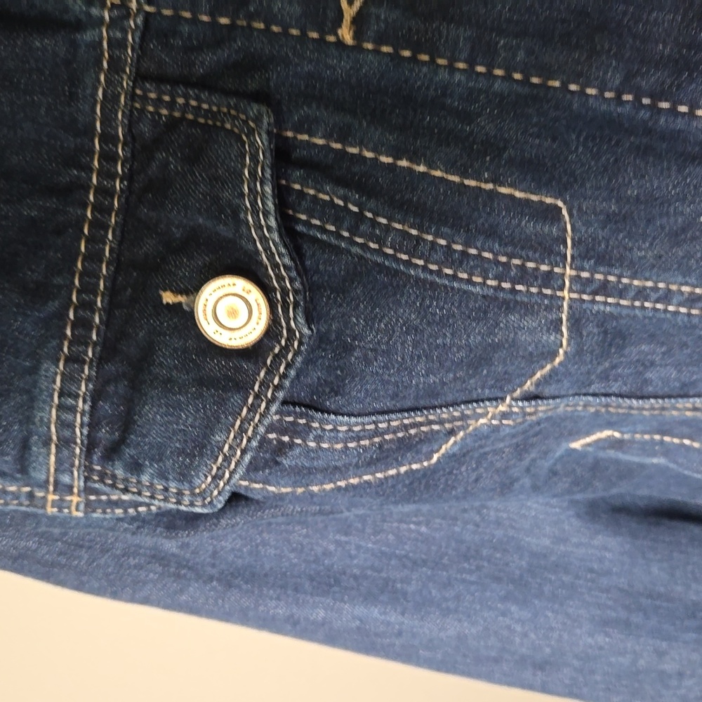 Jean Jacket - Picture 7 of 9